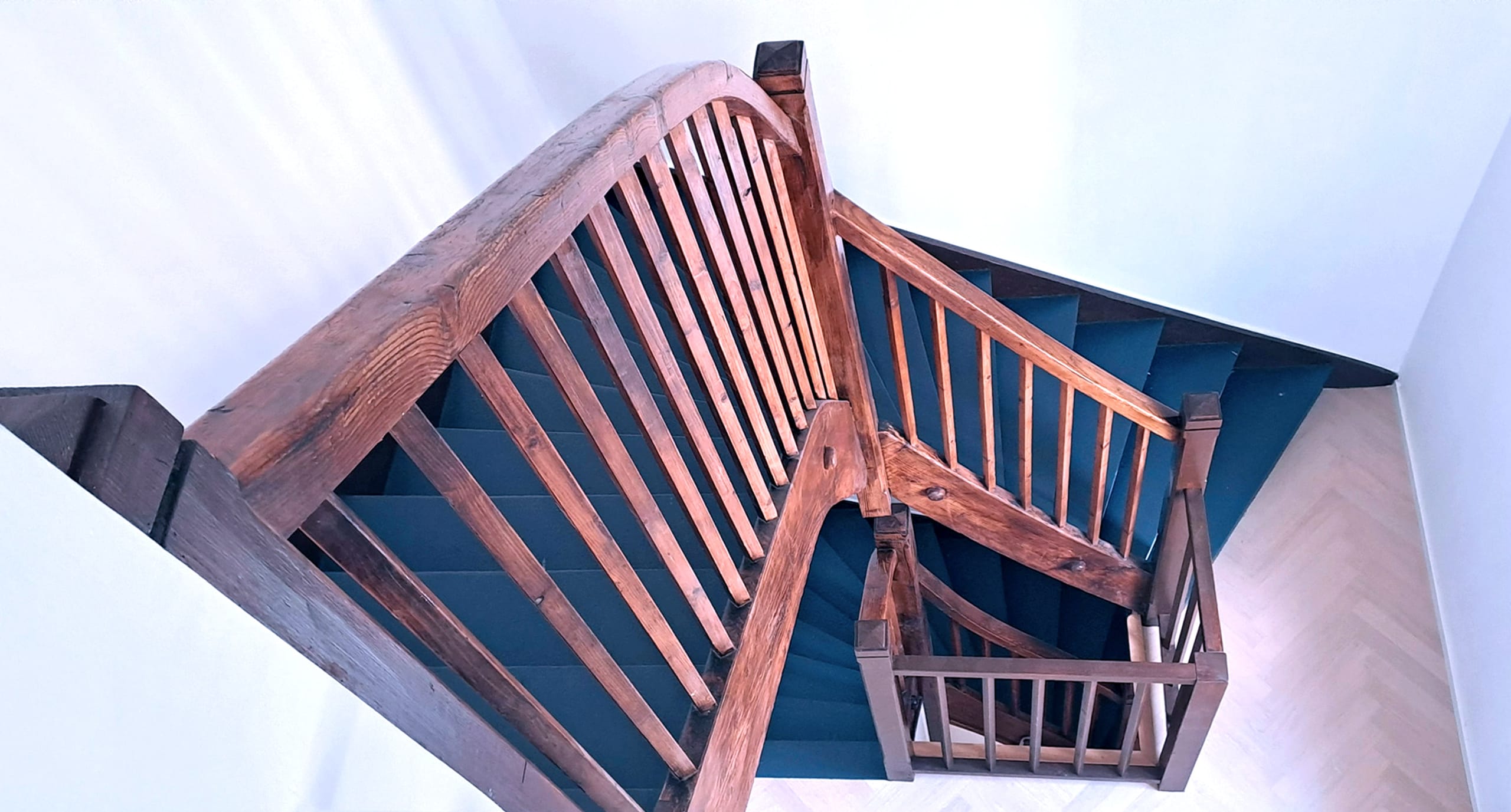 Pro 043 Jäg Treppe Von Oben C Andreas Zeese